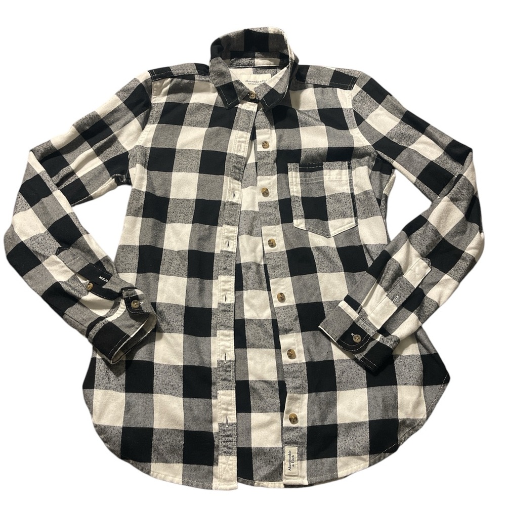 Abercrombie & Fitch Black and White Button Down Shirt